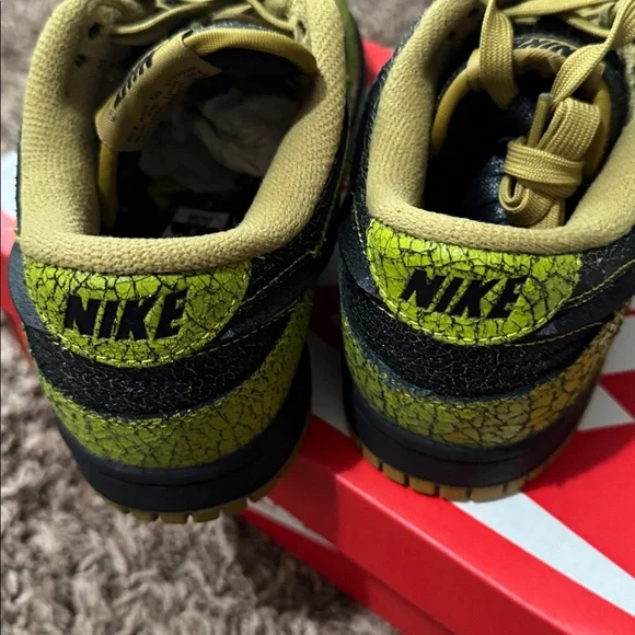 Nike Dunk Low 'Halloween Skull' sneaker. NWB - Picture 4 of 7